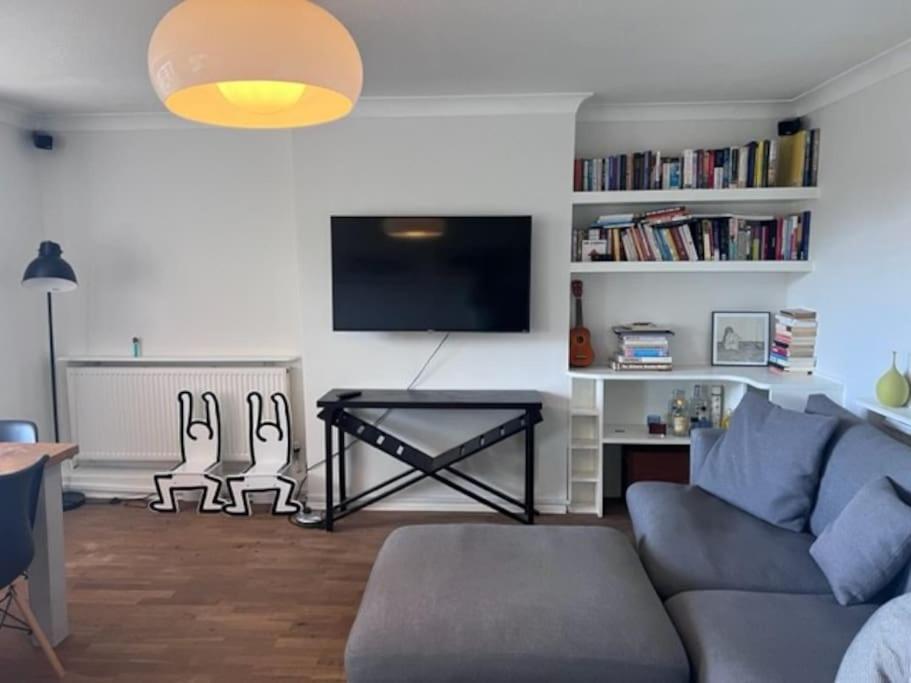 Big And Bright 2 X Double Bedroom Flat In Highgate Appartamento Londra