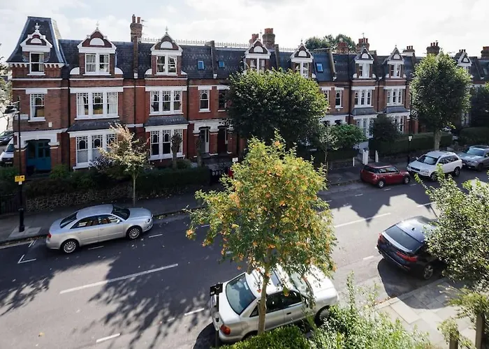 Big And Bright 2 X Double Bedroom Flat In Highgate